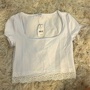 Cute plain white tee (brand new)